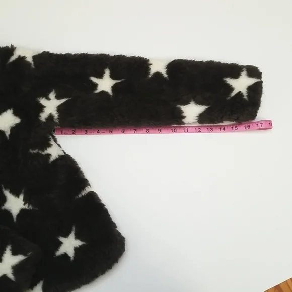 🪷4/$20🪷 Macy's Kids Epic Threads Girls Black Faux Fur White Star … - Picture 15 of 17